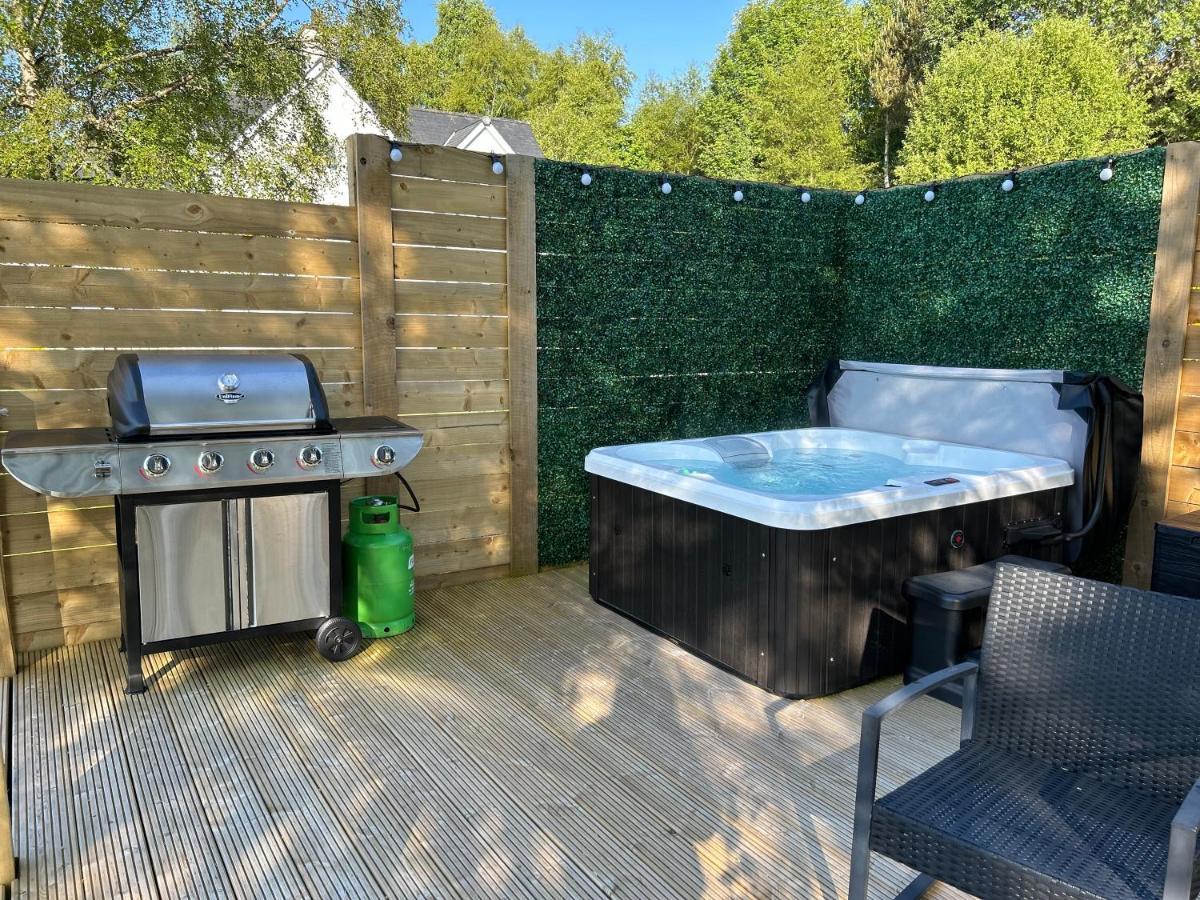 River Huts, Highland River Retreat With Hot Tub Inverness Eksteriør bilde